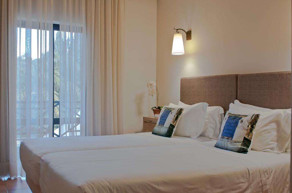 Hotel Parque Das Laranjeiras วิลาโมรา ภายนอก รูปภาพ